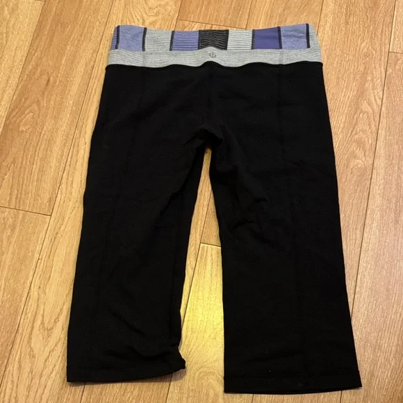 Women’s Black Cropped Leggings with Gray and Purple Waistband - Picture 3 of 4